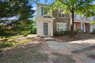 Building Photo - 516 Walnut Woods Dr