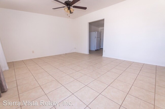 Building Photo - 3799 E Foothills Dr