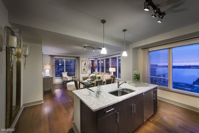 Building Photo - 107 Seaport Blvd