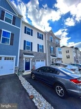 Building Photo - 74 Glory Maple Ln