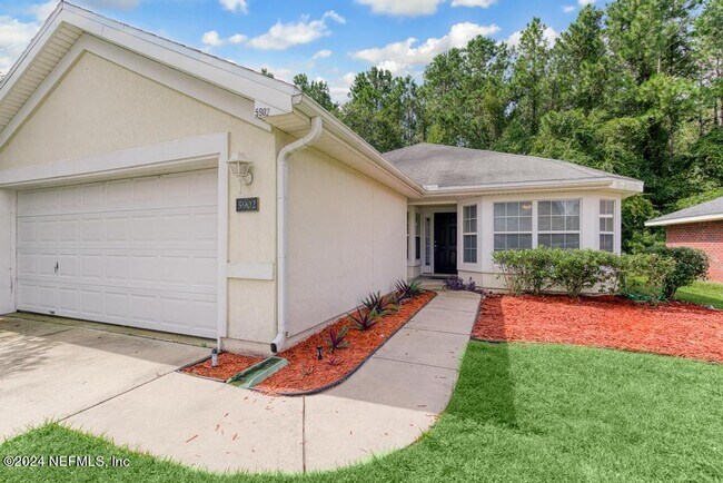 Building Photo - 5902 Round Table Rd