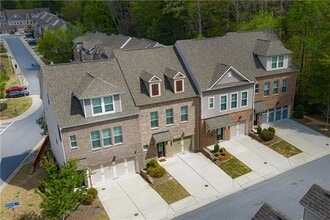 Building Photo - 6501 Brooklake Ct SE