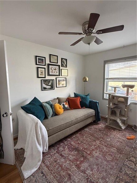 Foto del edificio - 575 Flat Shoals Ave SE