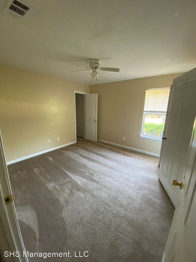 Foto del edificio - 4 br, 2 bath House - 1856 Honeysuckle Drive