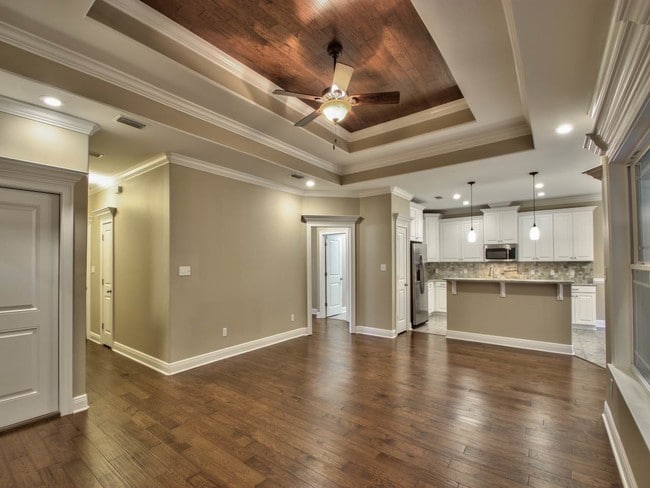 Building Photo - 250 Tillis Ln