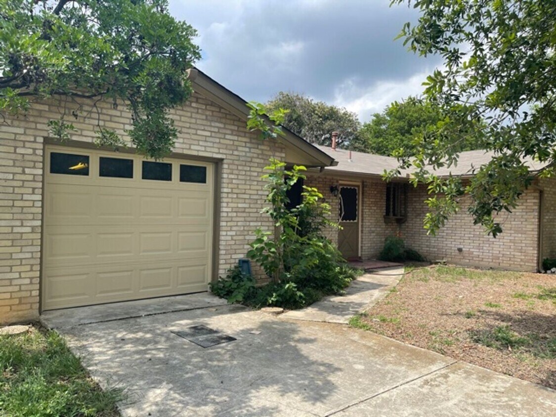 Primary Photo - 3 br, 2 bath House - 4307 Eagle Nest