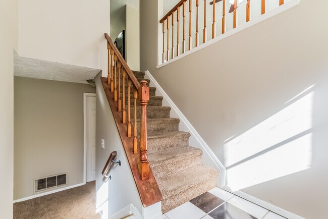 Foto del edificio - 4784 White Oak Trail