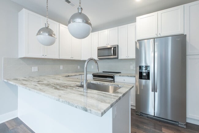 Interior Photo - Germantown Square