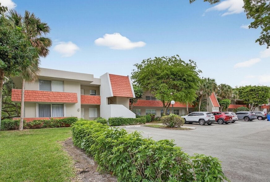 Photo - 800 Cypress Boulevard Unit 204A