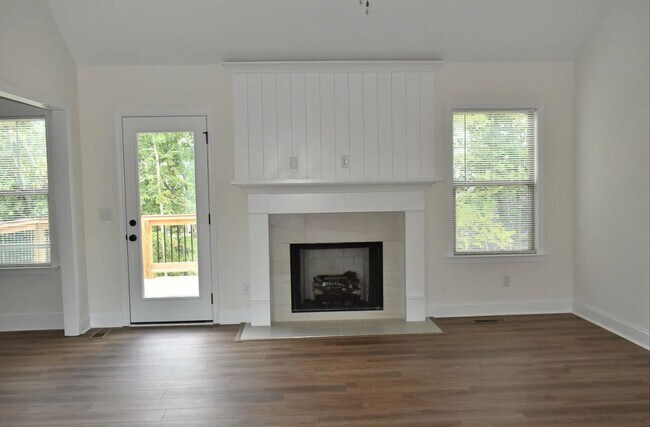 Foto del edificio - Rental in Ooltewah - 3 Bedrooms + Finished Basement