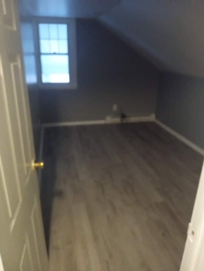 Foto del edificio - 1560 Corbin Ave