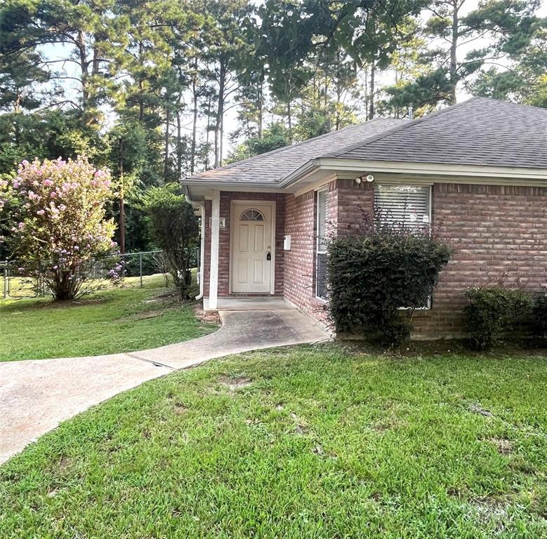 Foto principal - 208 Graham Rd