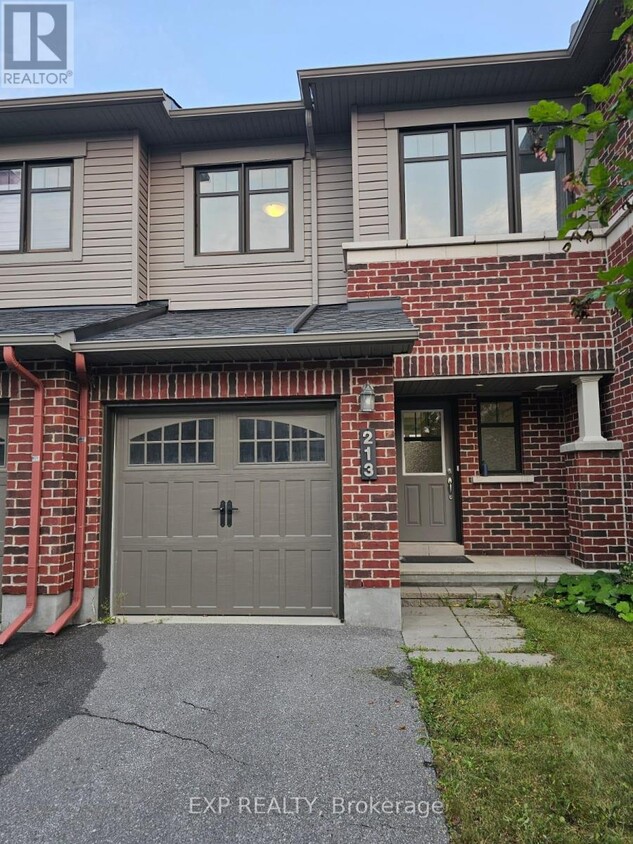 Photo principale - 213 Halyard Way