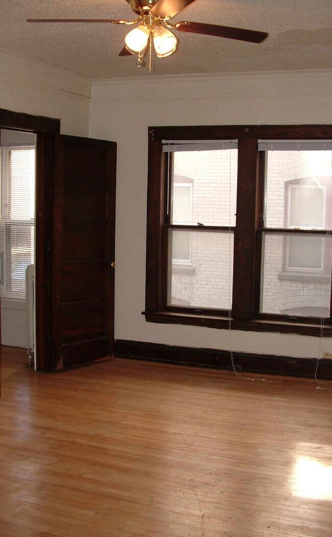 Building Photo - 1912 3rd Ave