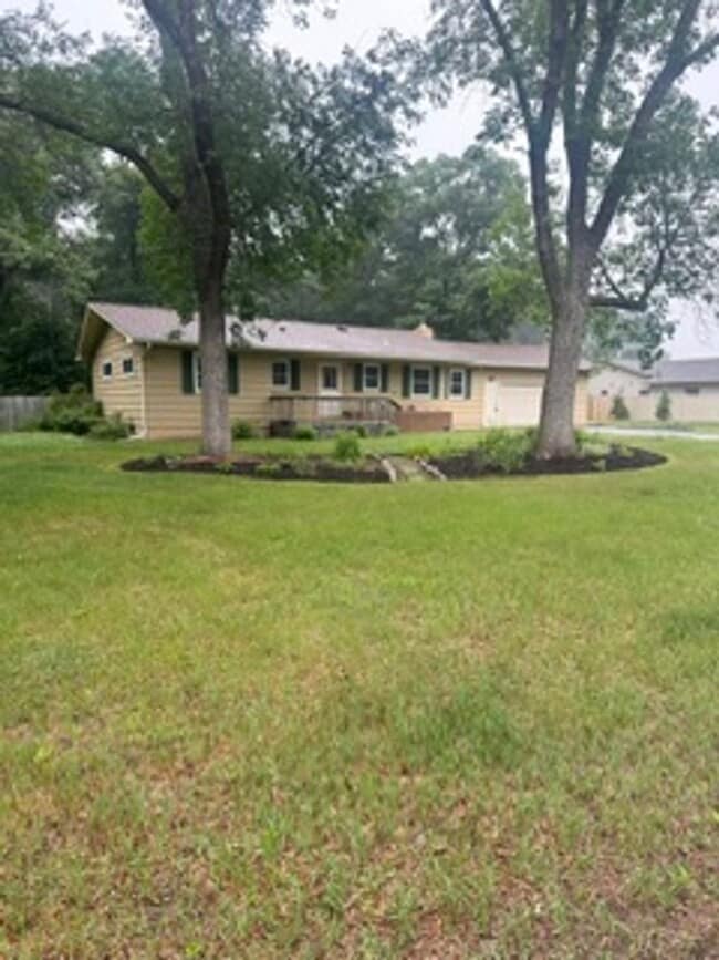 Building Photo - 5410 Ashdale Ln S