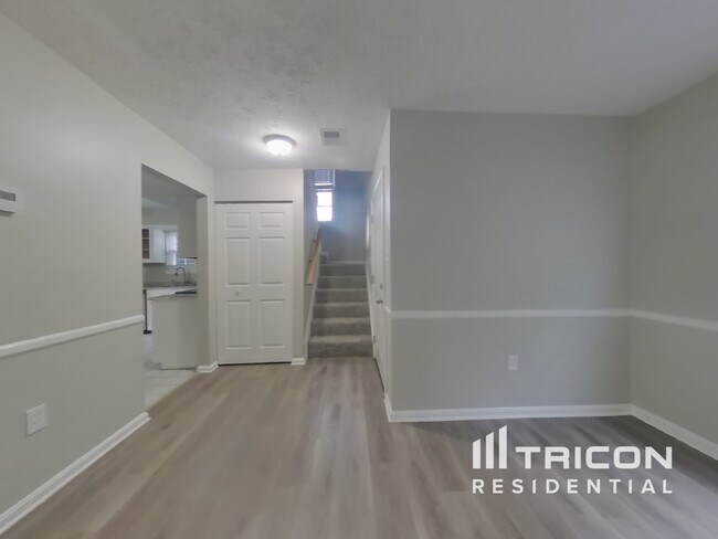 Foto del edificio - 4111 Lancaster Cir