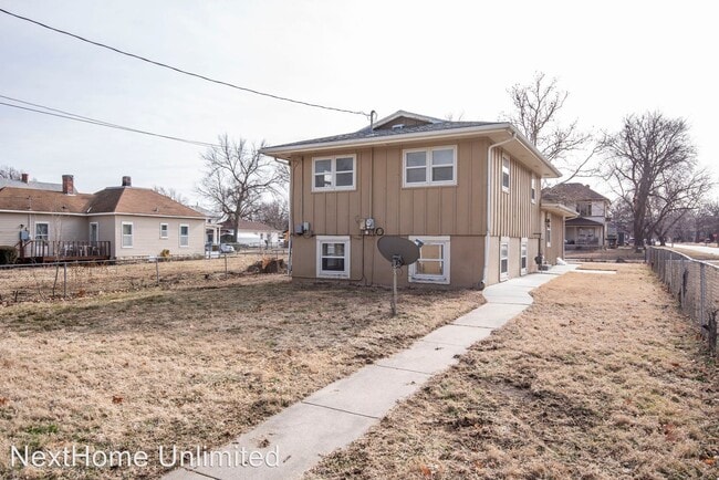 Building Photo - 6 br, 3 bath House - 540 W 12th St.