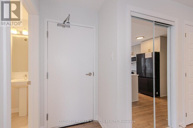 Building Photo - 801 Glenroy Gilbert Dr