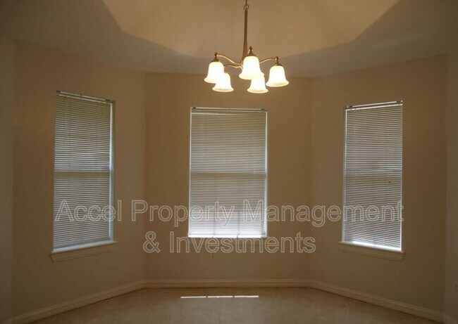 Foto del edificio - 3234 Valle Cir