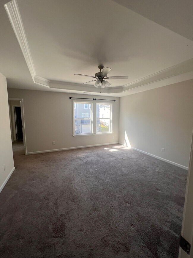 Building Photo - 1007 Myers Point Dr