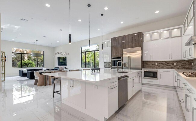 Foto del edificio - 9280 Coral Isles Cir