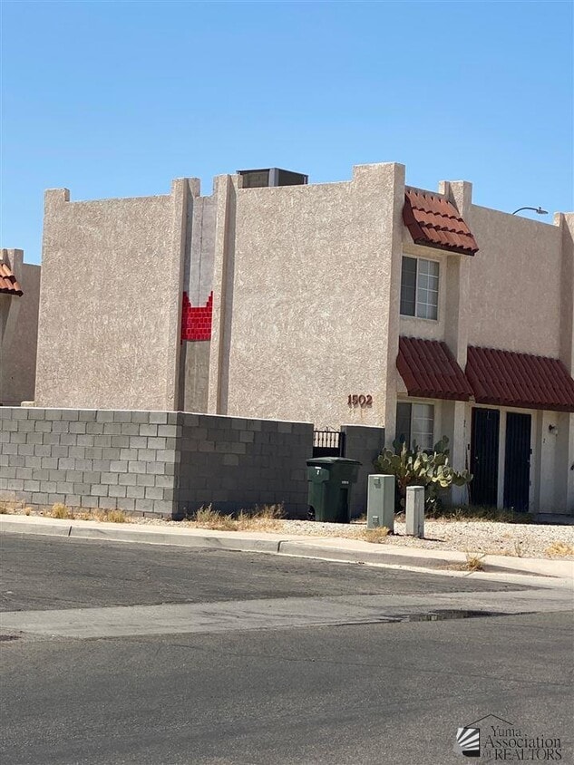 1508 W 9th Pl Unit 6, Yuma, AZ 85364 Condo for Rent in Yuma, AZ