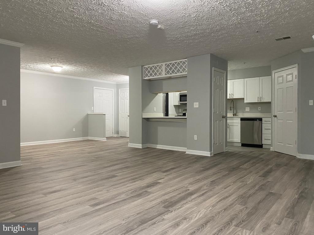 Foto principal - 3714 Excalibur Ct