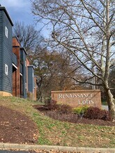 Building Photo - 2745 Grinstead Dr