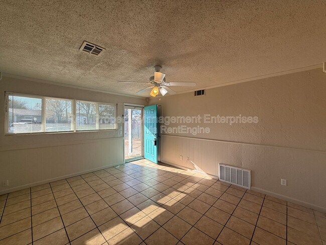 Building Photo - 5305 Drexel Ave