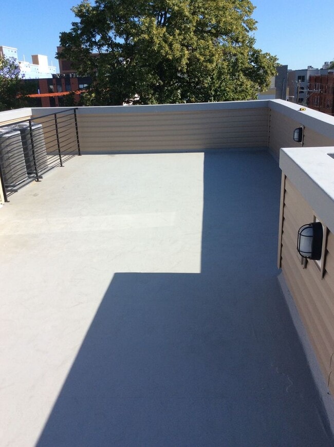 Foto del edificio - 1615 Ogden St