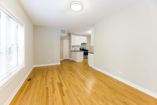 Foto del edificio - 3531 N Broadway St