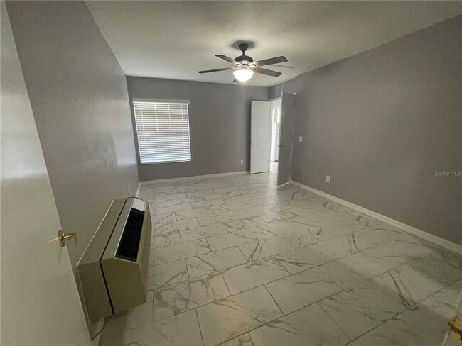 Building Photo - 227 Orchid Dr