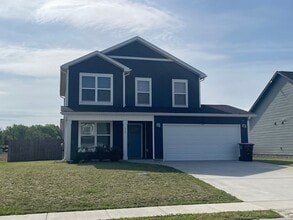 Building Photo - 513 Herman Dr