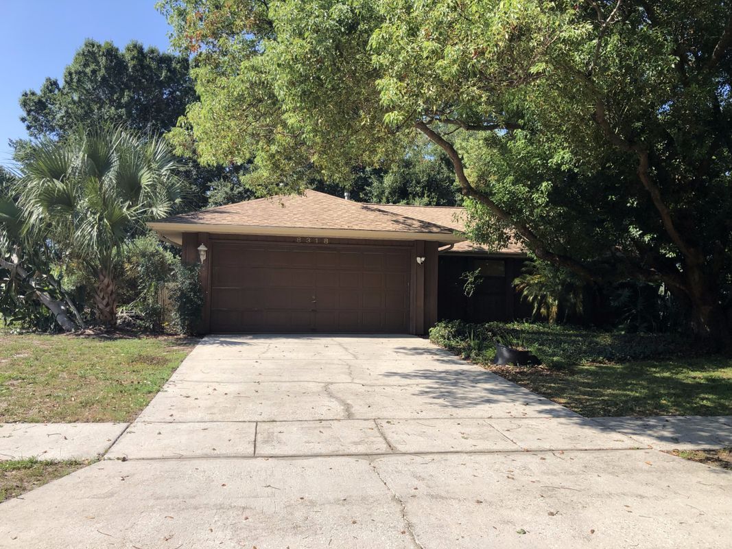 Foto principal - 8318 Sugarmill St