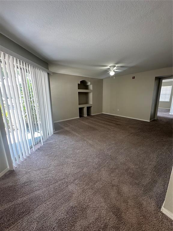 Foto del edificio - 7350 Westpointe Blvd