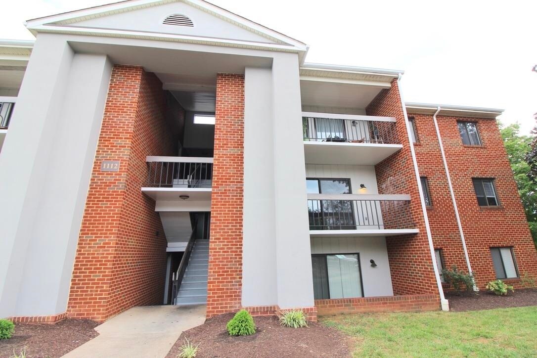 Primary Photo - 1112 Blue Ridge Dr