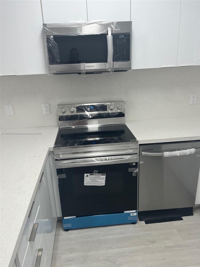 Foto del edificio - 772 NW 103rd St