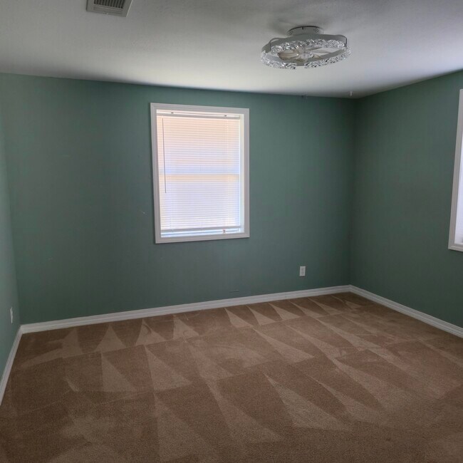 Foto del edificio - 106 Alabama Ave NW