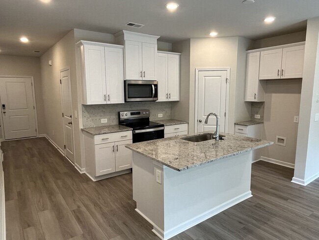 Foto del edificio - Newer3 Bed townhome in Concord
