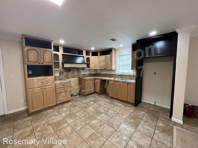 Building Photo - 3 br, 2 bath House - 1113 22nd St