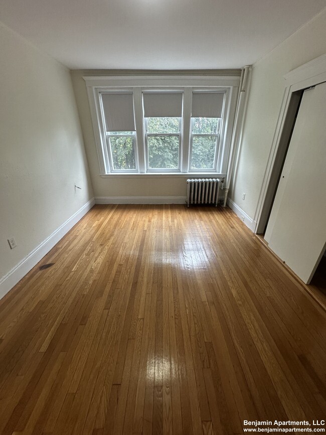 Building Photo - 1160 Boylston St