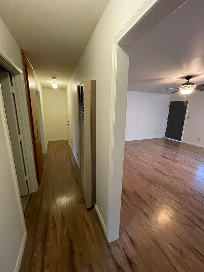 Foto del edificio - 928 Hemming Way