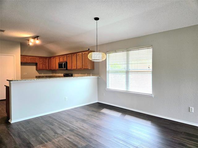 Building Photo - 4156 Palace Pl