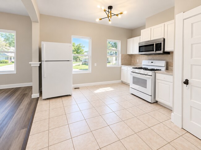 Foto del edificio - 2480 Caledonia St