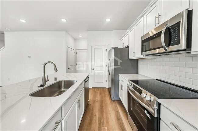Foto del edificio - 8042 Verona Lp SW