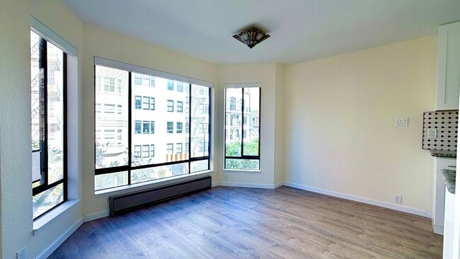 Building Photo - 1885 Pacific Ave