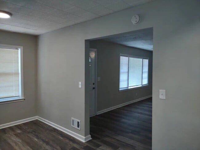 Building Photo - 3465 Matilda Ln