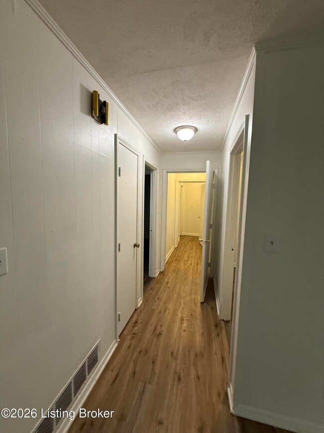 Foto del edificio - 4206 Dover Rd