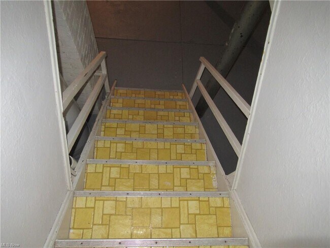 Foto del edificio - 13818 Belleshire Ave