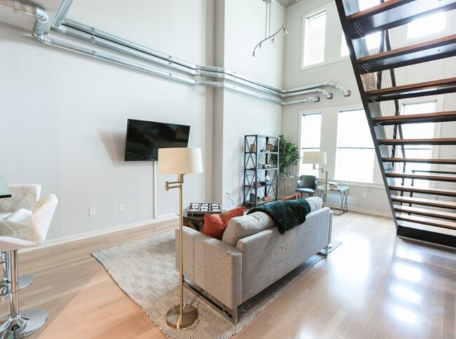 Building Photo - 231 18th St NW